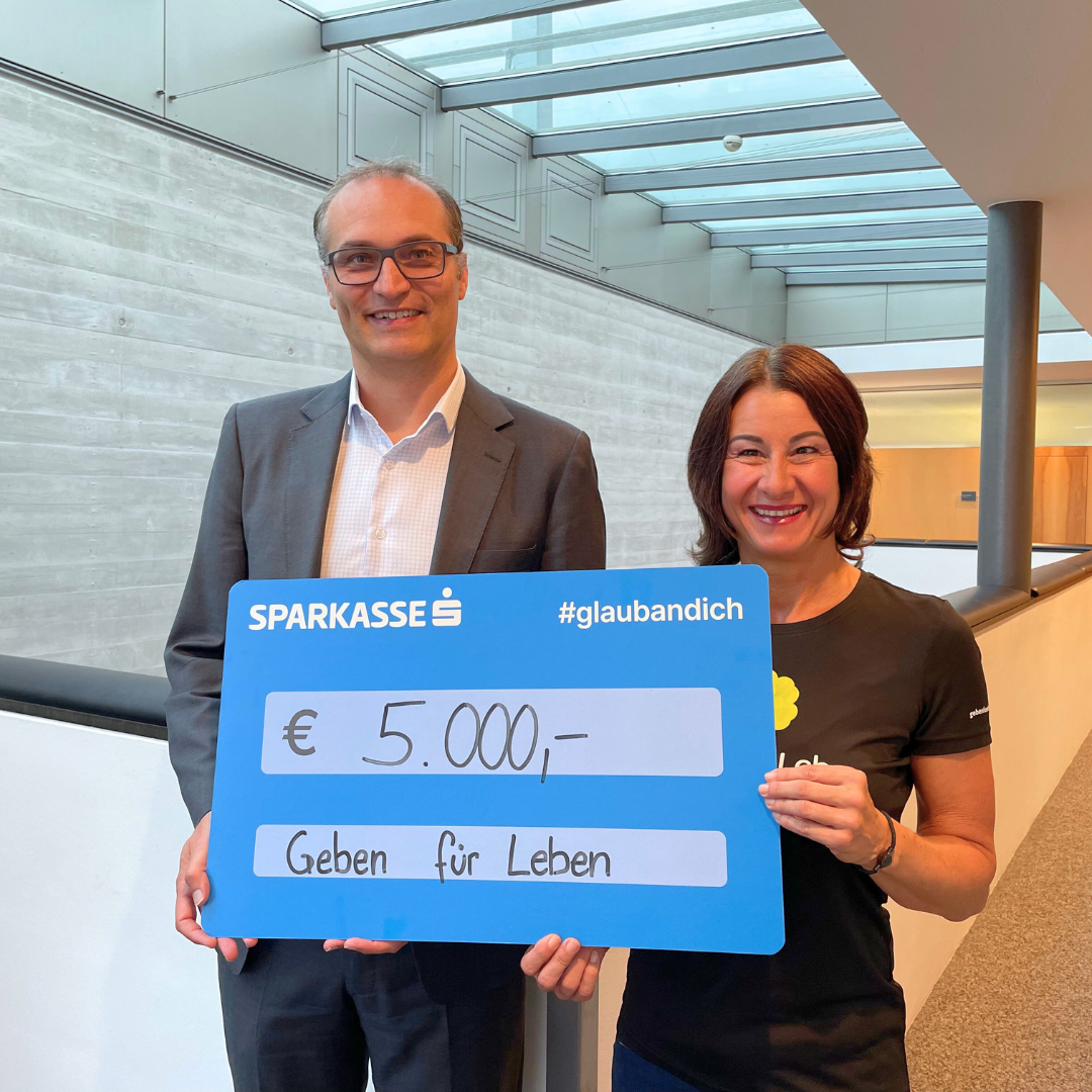 Sparkasse Bregenz typisiert und spendet € 5.000