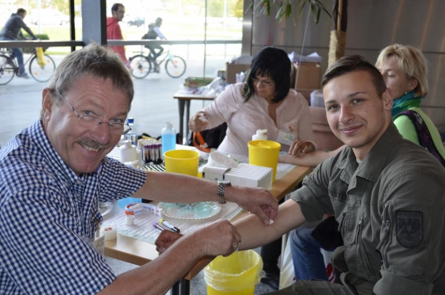 '658 neue potentielle Lebensretter!'-Bild-21