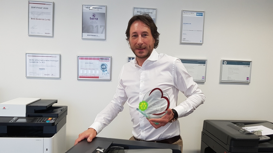 'BOG Informationstechnologie spendet mehrere Kopiergeräte'-Bild-1