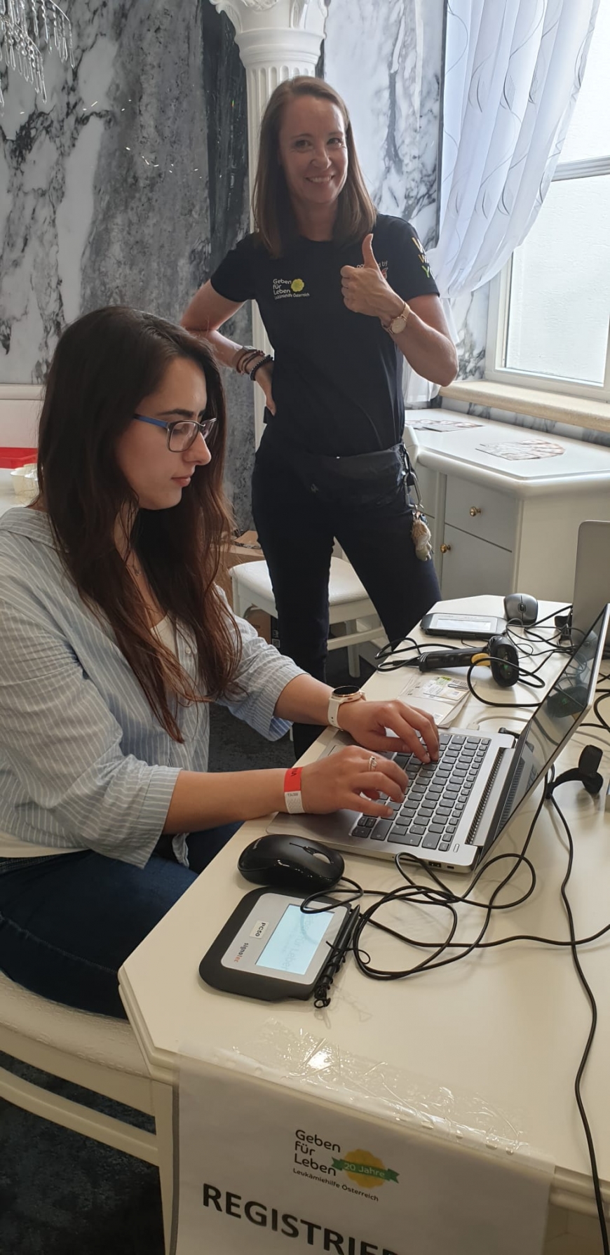 'Benefizaktion mit Typisierungen im Portofino in Wien 1100'-Bild-1