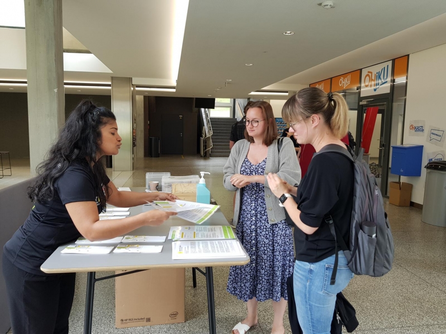 'StudentInnen lassen sich für leukämiekranke Menschen typisieren'-Bild-2