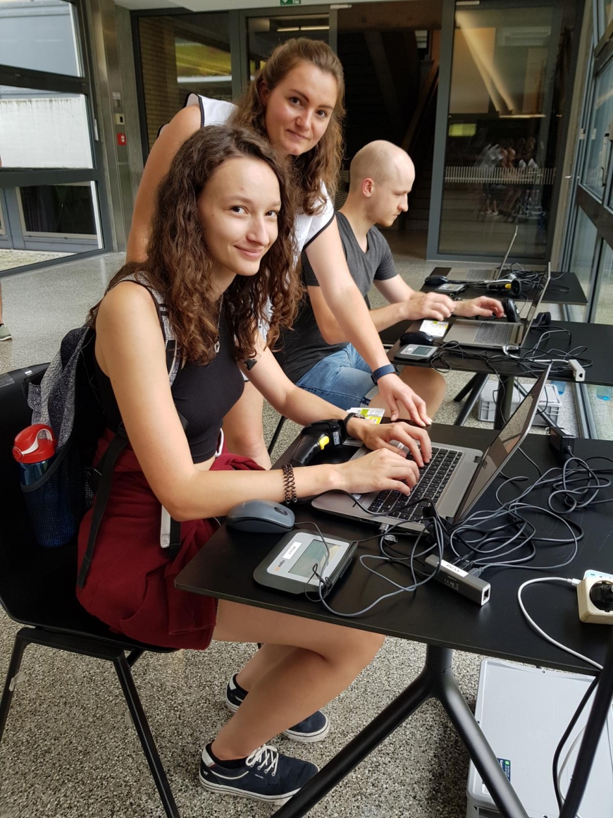 'StudentInnen lassen sich für leukämiekranke Menschen typisieren'-Bild-6