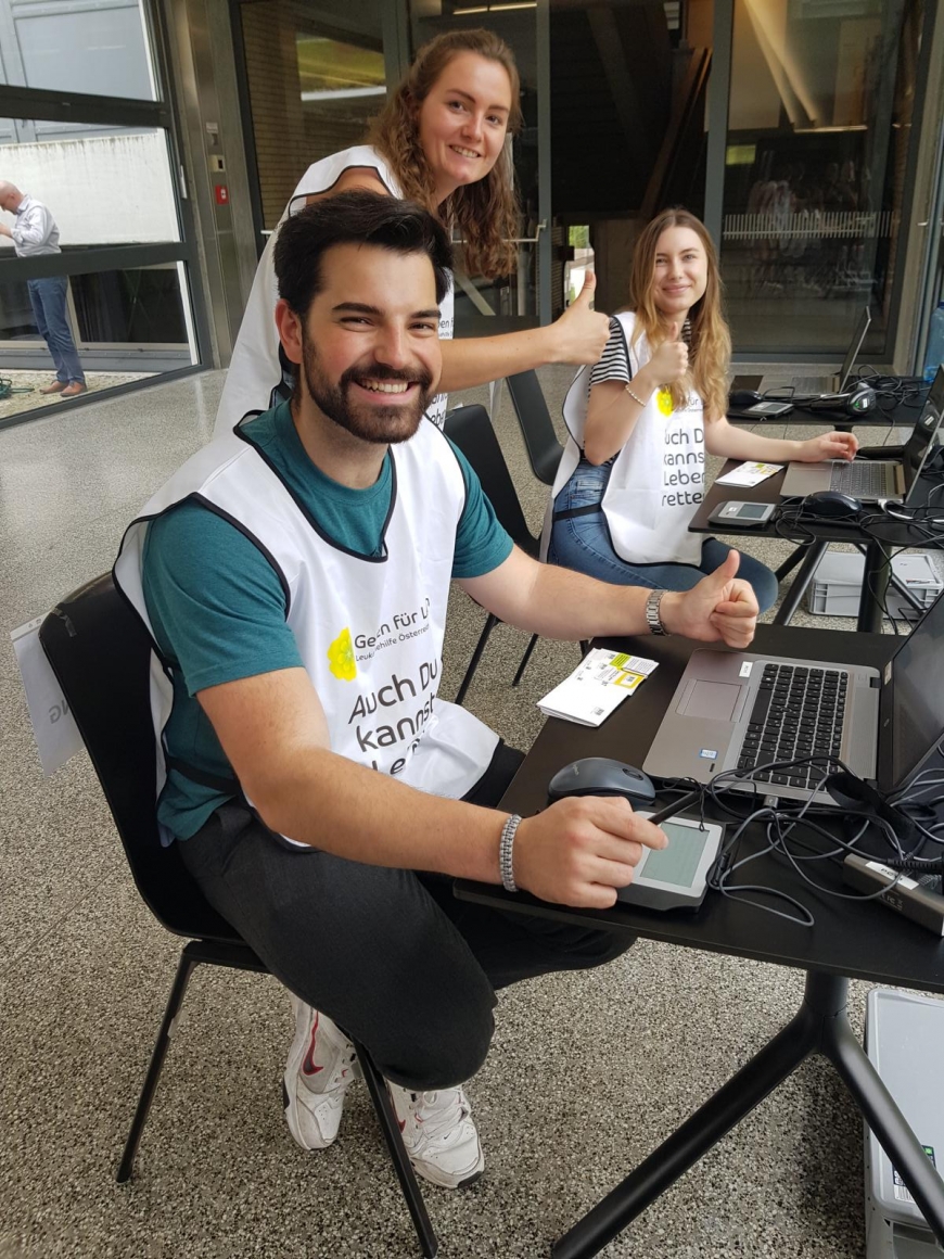 'StudentInnen lassen sich für leukämiekranke Menschen typisieren'-Bild-8