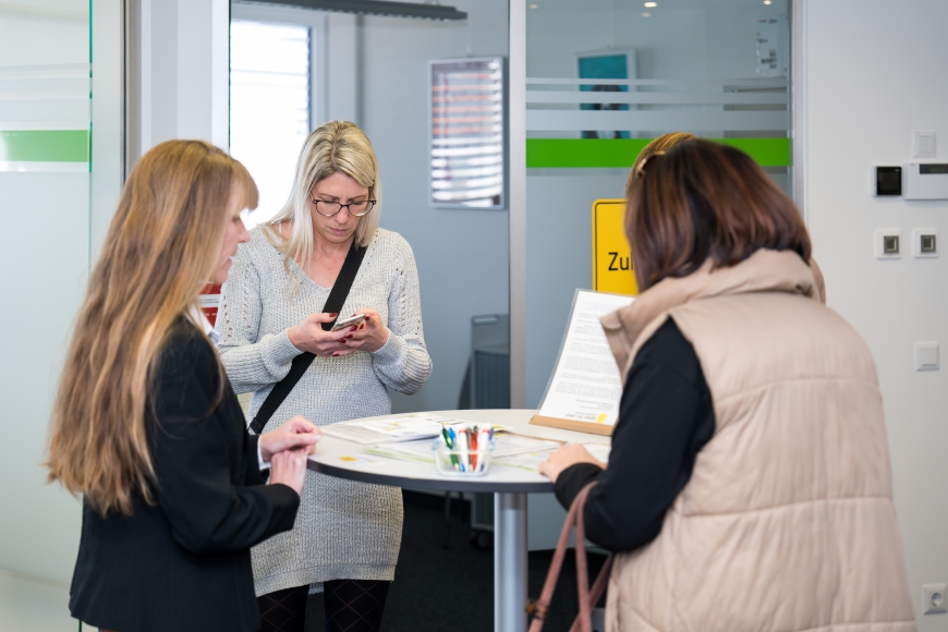 'Versicherungsmakler startet mit großem Erfolg Typisierungsaktion'-Bild-3
