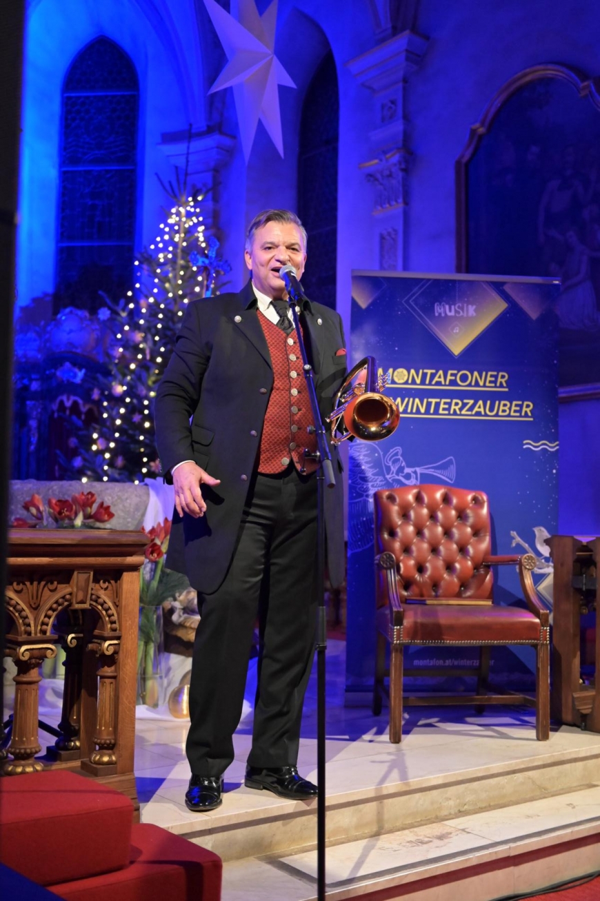 'Ex-Klostertaler Markus Wolfahrt mit Weihnachtskonzert wieder sehr erfolgreich'-Bild-11