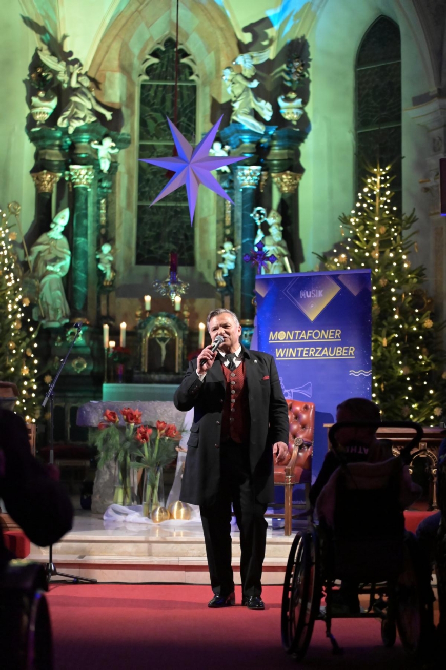 'Ex-Klostertaler Markus Wolfahrt mit Weihnachtskonzert wieder sehr erfolgreich'-Bild-17