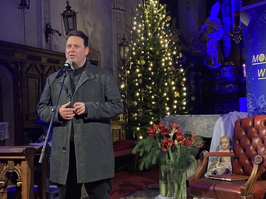 'Ex-Klostertaler Markus Wolfahrt mit Weihnachtskonzert wieder sehr erfolgreich'-Bild-21