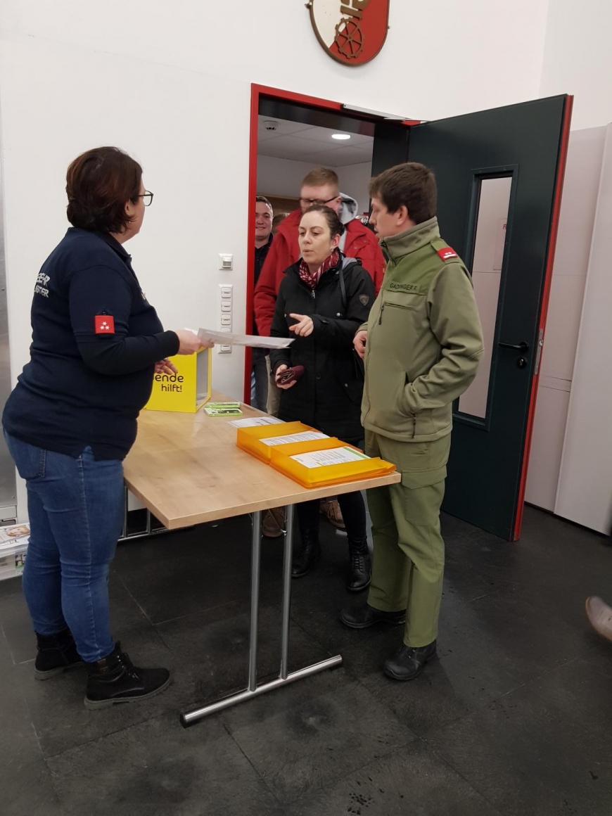 'Freiwillige Feuerwehr startet nach Erkrankung eines Kameraden große Aktion'-Bild-1
