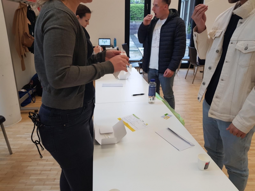 'Berührende Unterstützung für Tanja von ihren Mitstudierenden'-Bild-12