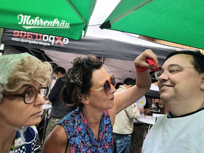 'Berührende Unterstützung für Vorarlberger Familienvater in Heimatort'-Bild-12