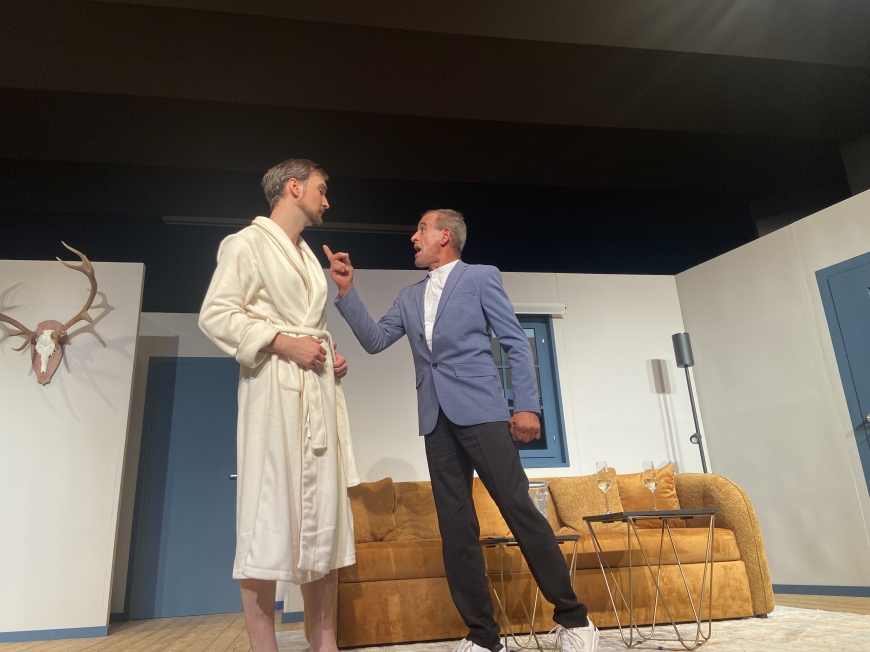 'Langjährige Unterstützung der Theatergruppe.'-Bild-3