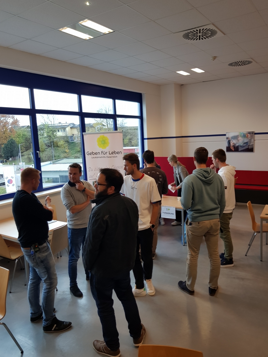 'Zahlreiche Mitarbeiter:innnen der ZKW Lichtsysteme GmbH unterstützten diese Aktion'-Bild-2