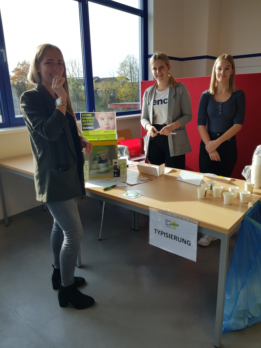 'Zahlreiche Mitarbeiter:innnen der ZKW Lichtsysteme GmbH unterstützten diese Aktion'-Bild-4