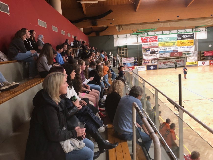 'Typisierungsaktion und € 3.000 beim 14. Benefiz Christkindl Fußballturnier'-Bild-2