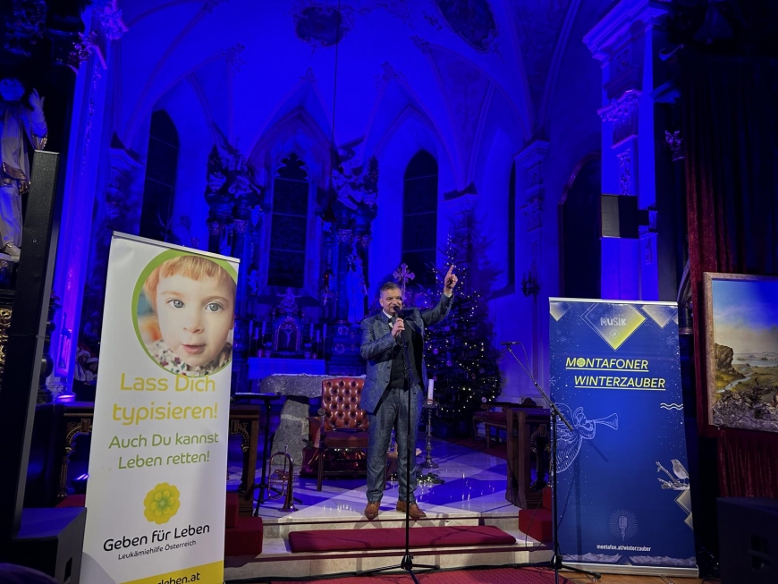 'Markus Wolfahrt begeisterte mit Benefizkonzert „Zauber der Weihnacht“'-Bild-5