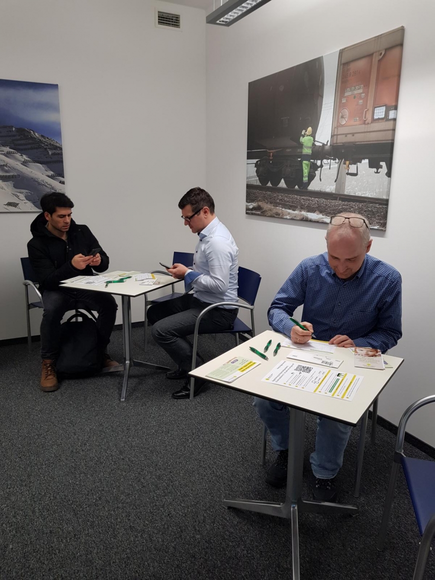 'Durch persönliche Betroffenheit kamen zahlreiche Mitarbeiter:innen'-Bild-2