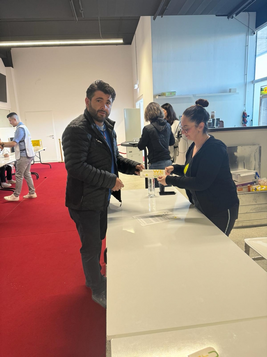 'Für Süleyman wird noch immer ein geeigneter Stammzellspender gesucht'-Bild-11