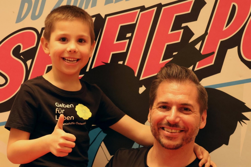 'Besucherrekord beim Legenden-Konzert mit grandioser Stimmung und großzügigen Gästen'-Bild-11