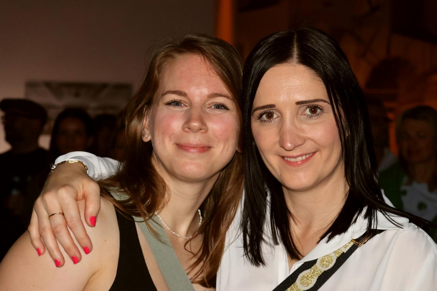 'Besucherrekord beim Legenden-Konzert mit grandioser Stimmung und großzügigen Gästen'-Bild-21