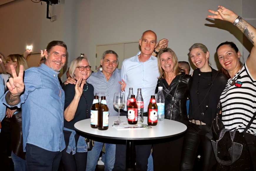 'Besucherrekord beim Legenden-Konzert mit grandioser Stimmung und großzügigen Gästen'-Bild-40