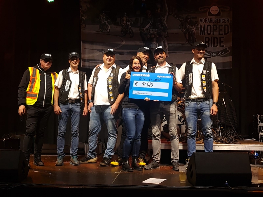 'Durch Chip-Kaution unterstützen die Teilnehmer der 4. Vorarlberger Moped Rides'-Bild-2