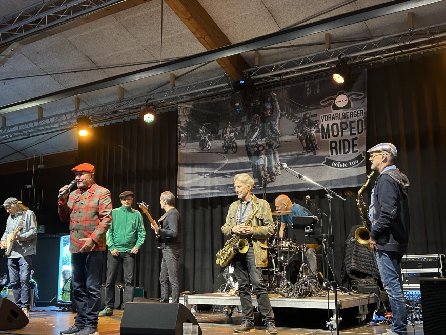 'Durch Chip-Kaution unterstützen die Teilnehmer der 4. Vorarlberger Moped Rides'-Bild-21