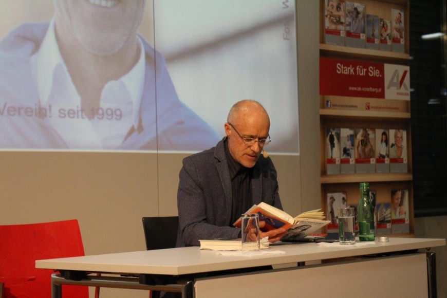 'Scheckübergabe FC Tosters 99 nach Toni Innauer-Lesung'-Bild-11