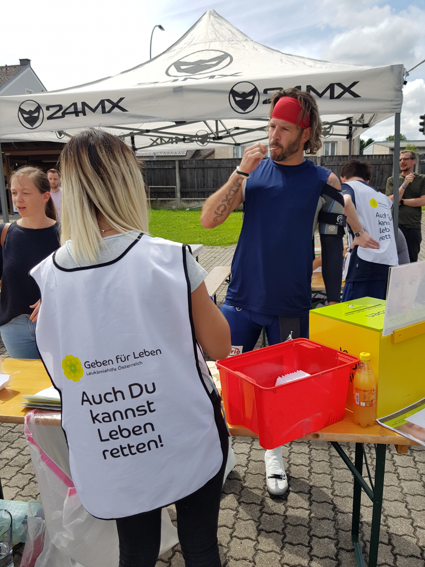 'Im Rahmen eines American Footballmatches ließen sich 90 Anwesende typisieren'-Bild-1