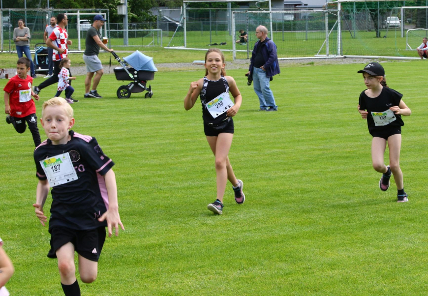 'Charity Event unter dem Motto: Kinder laufen für Kinder'-Bild-2