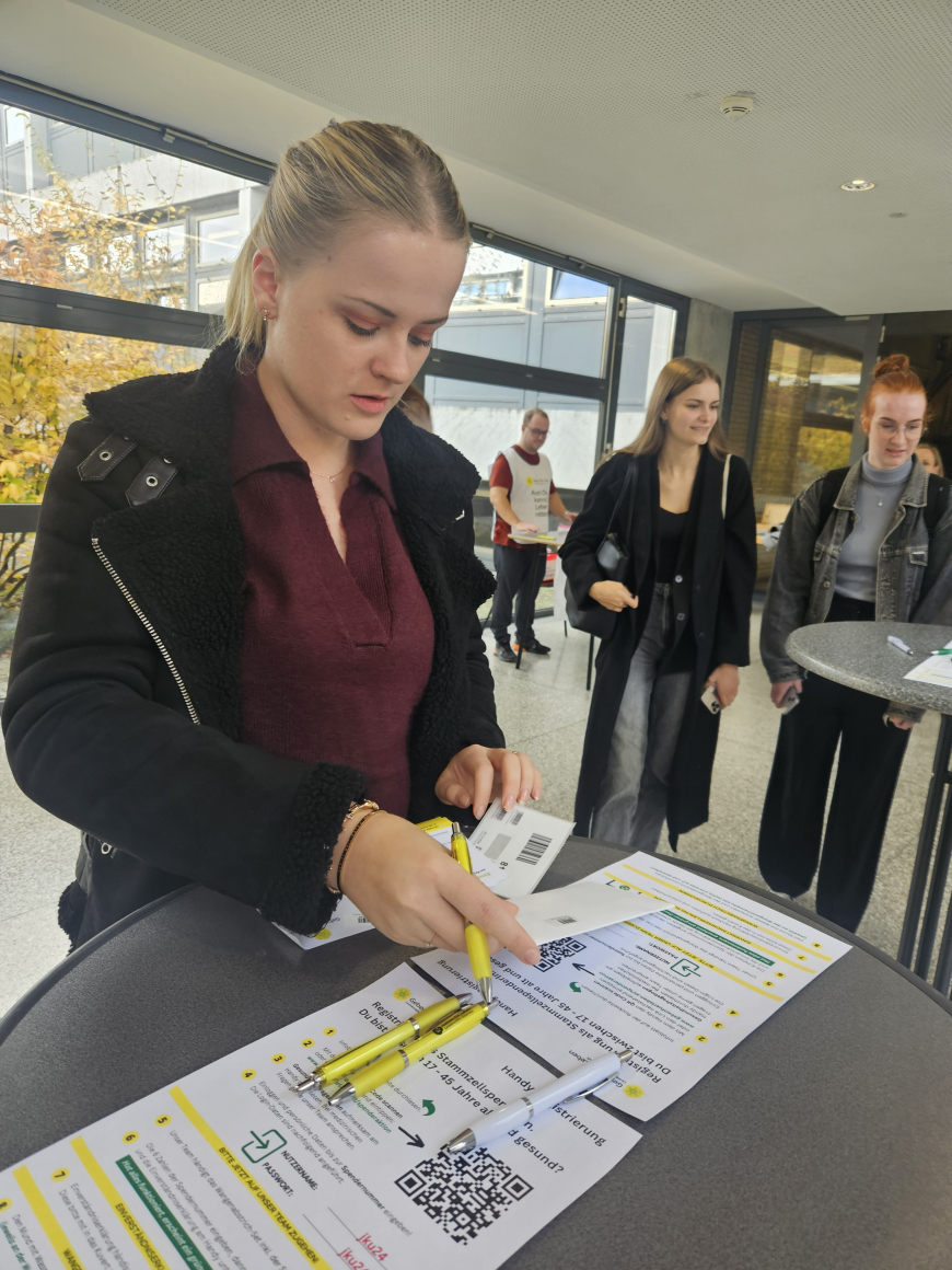 '182 neue potenzielle Lebensretter an der JKU Linz und der Medizinischen Fakultät'-Bild-10