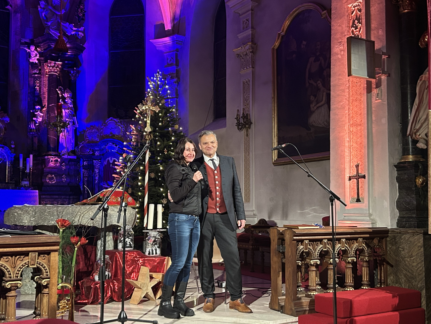 'Zauber der Weihnacht - € 5.288 durch Benefizkonzert Markus Wolfahrt'-Bild-2