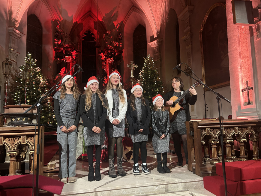 'Zauber der Weihnacht - € 5.288 durch Benefizkonzert Markus Wolfahrt'-Bild-5