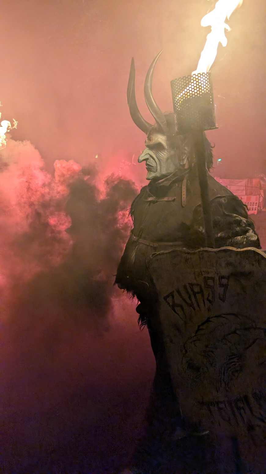 'Benefiz X-Mas Rockparty: Starkes Zeichen für den guten Zweck im Schlachthaus'-Bild-4