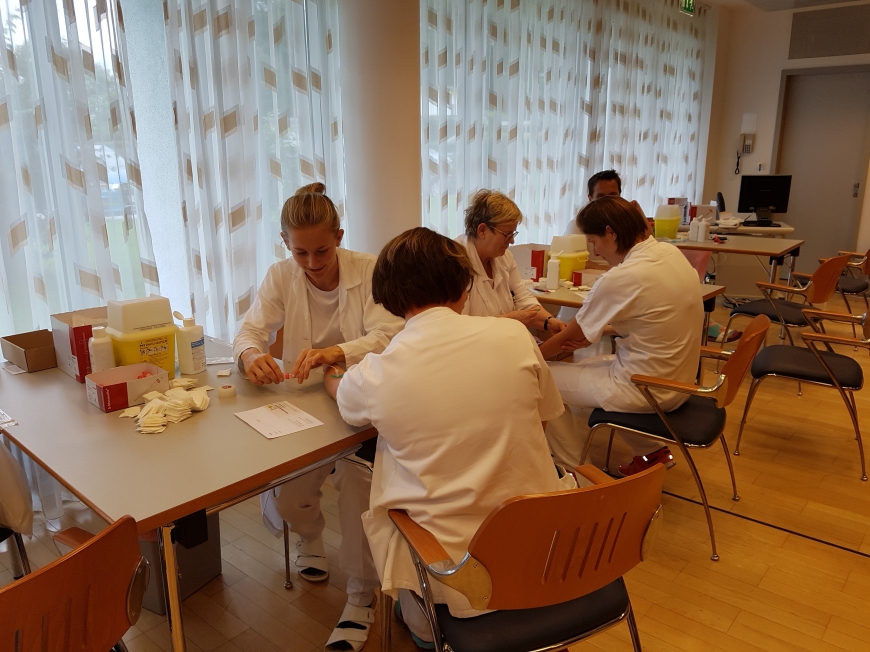 'Krankenhauspersonal ließ sich für erkrankten Mitarbeiter typisieren'-Bild-2