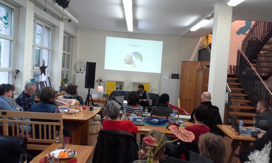 'Neben zehn Prozent vom Autorenhonorar auch viele Geldspenden'-Bild-6