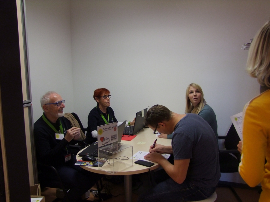 '197 Neutypisierungen und Euro 9.850,- an Spenden bei Firmentypisierung Palfinger'-Bild-22