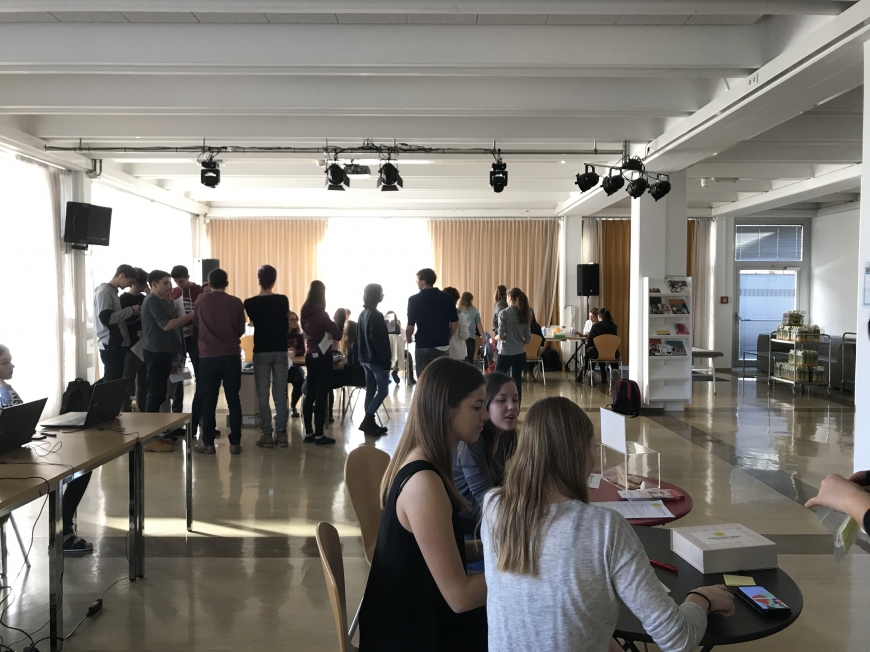 'Schülerinnen führten erfolgreich Typisierungsaktion für Diplomarbeit durch'-Bild-12