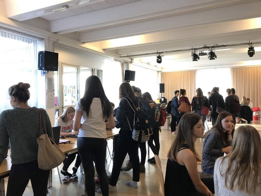 'Schülerinnen führten erfolgreich Typisierungsaktion für Diplomarbeit durch'-Bild-22