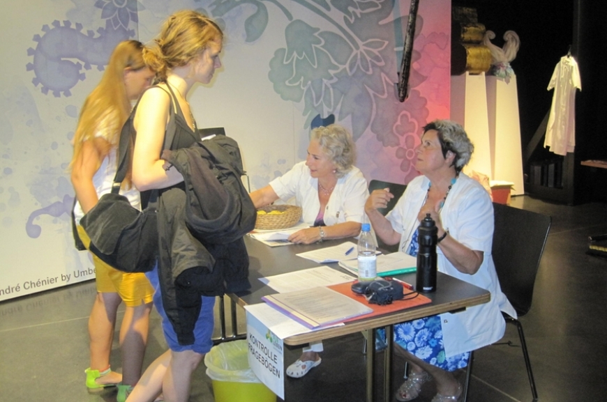 'Stechen für den guten Zweck - Typisierung auf der Tattoo-Convention'-Bild-26