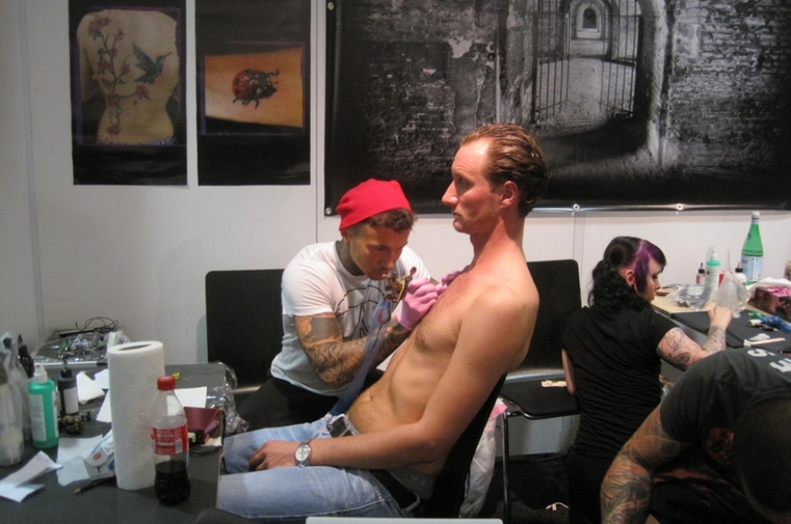 'Stechen für den guten Zweck - Typisierung auf der Tattoo-Convention'-Bild-35