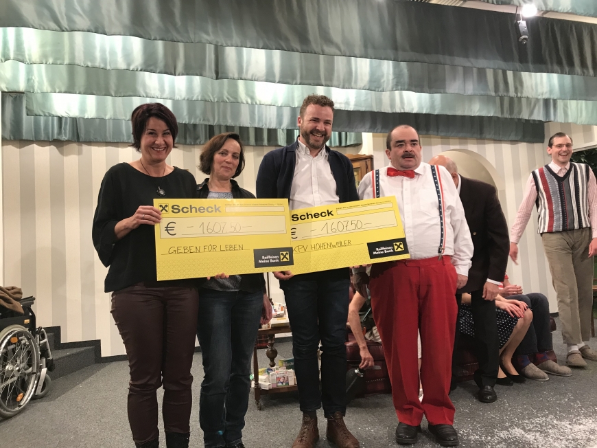 'Tolles Theater spendet Einnahmen an unseren Verein und an den Krankenpflegeverein Hohenweiler'-Bild-12