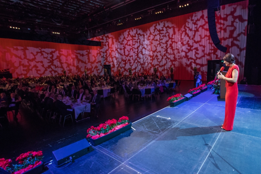 'Berührende Preisverleihung im Festspielhaus Bregenz würdigt Arbeit von Susanne Marosch'-Bild-1