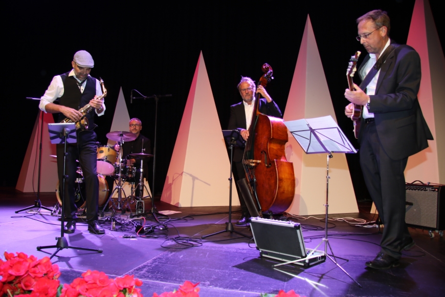 'Berührende Preisverleihung im Festspielhaus Bregenz würdigt Arbeit von Susanne Marosch'-Bild-24