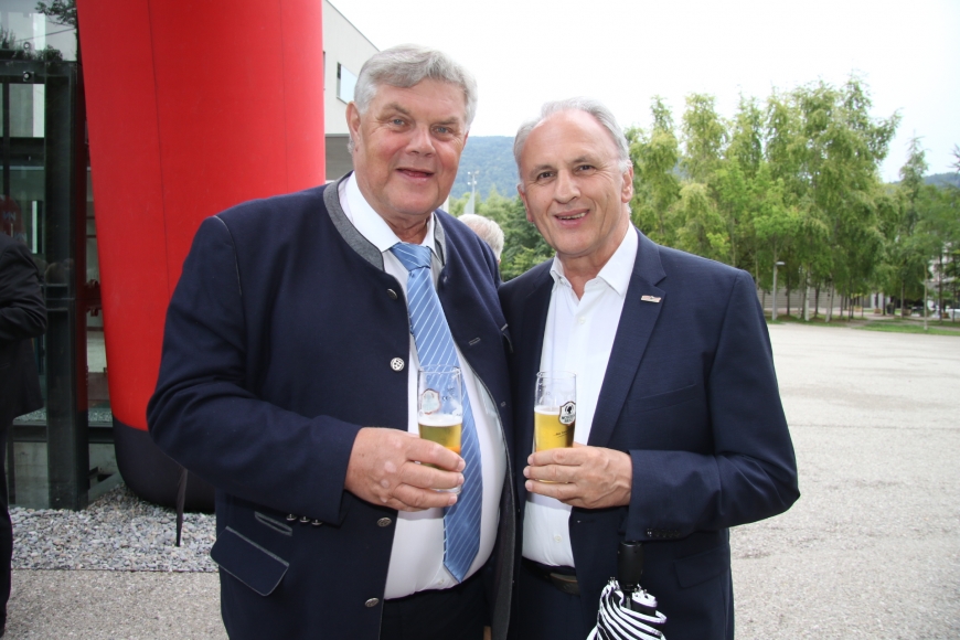 'Berührende Preisverleihung im Festspielhaus Bregenz würdigt Arbeit von Susanne Marosch'-Bild-25