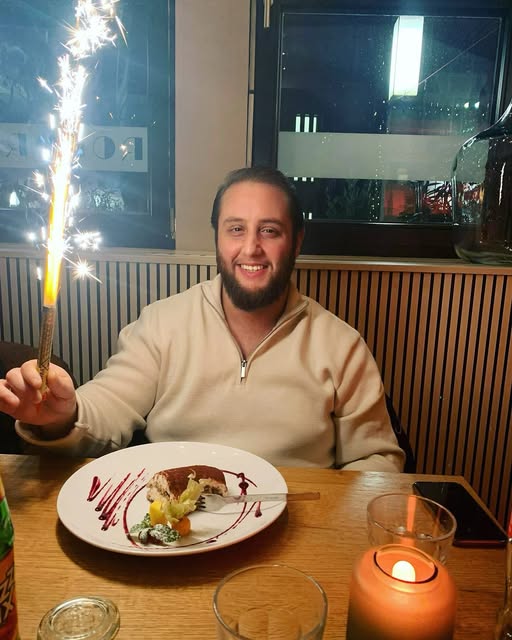 Mit großer Trauer nehmen wir Abschied von Enes