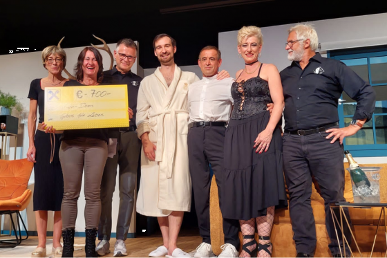 Theater Doren sammelt € 700 - Vorarlberg