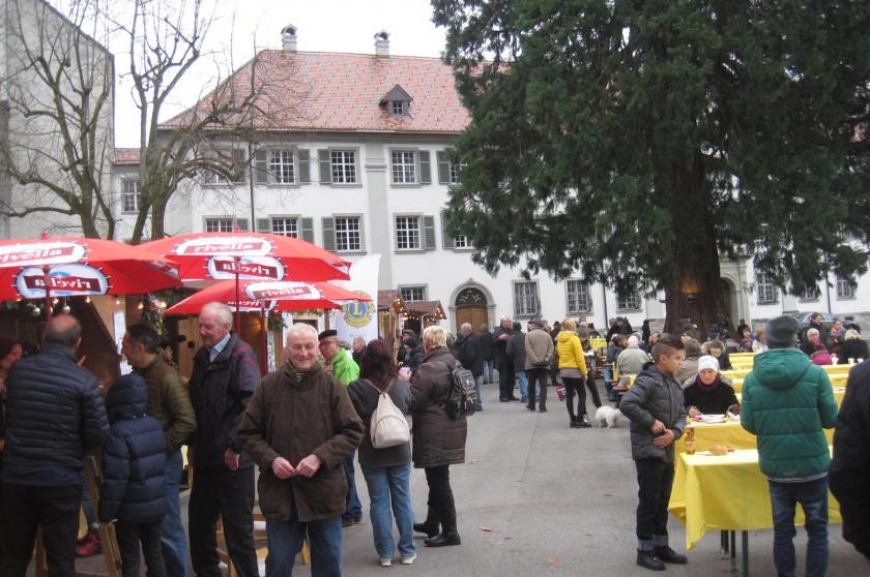 'Mehrerauer Benefizadventsmarkt - wir waren dabei!'-Bild-3