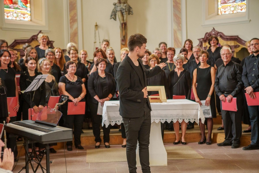 'Großartige Spende nach Konzert des Kirchenchores in Vandans'-Bild-18