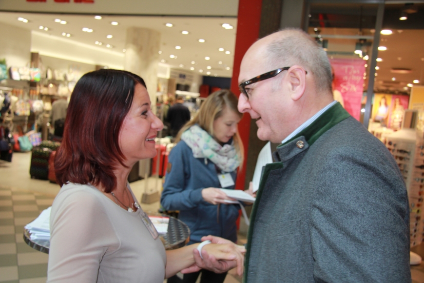 'Messeparkaktion mit 885 Neutypisierungen ein voller Erfolg'-Bild-68