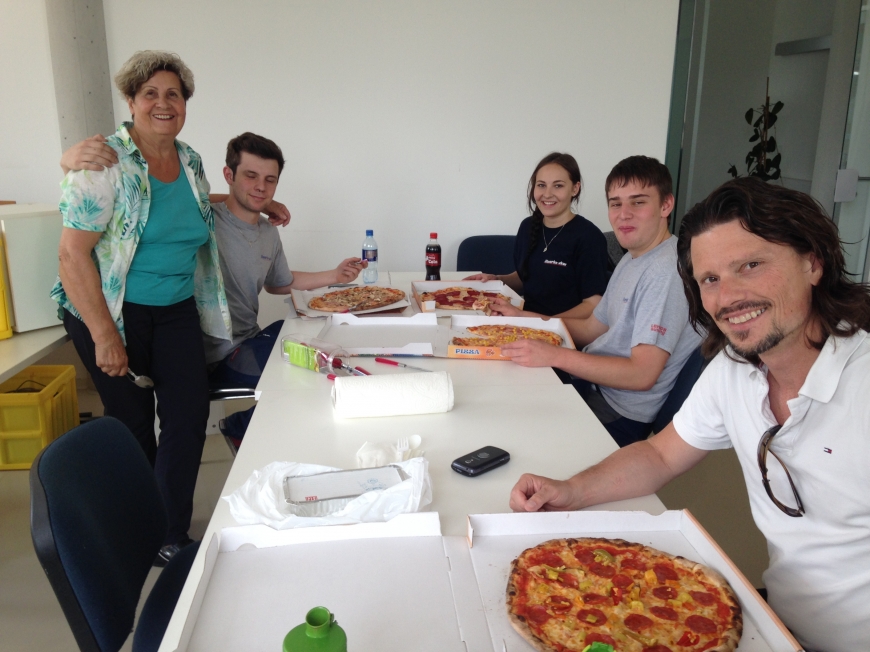 'illwerke vkw helfen durch Lehrlingsaktion bei Vereinsumzug'-Bild-8